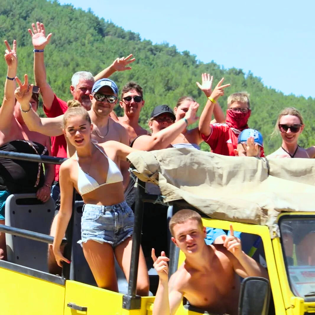 Kusadasi: Premium Jeep Tour with City & National Park