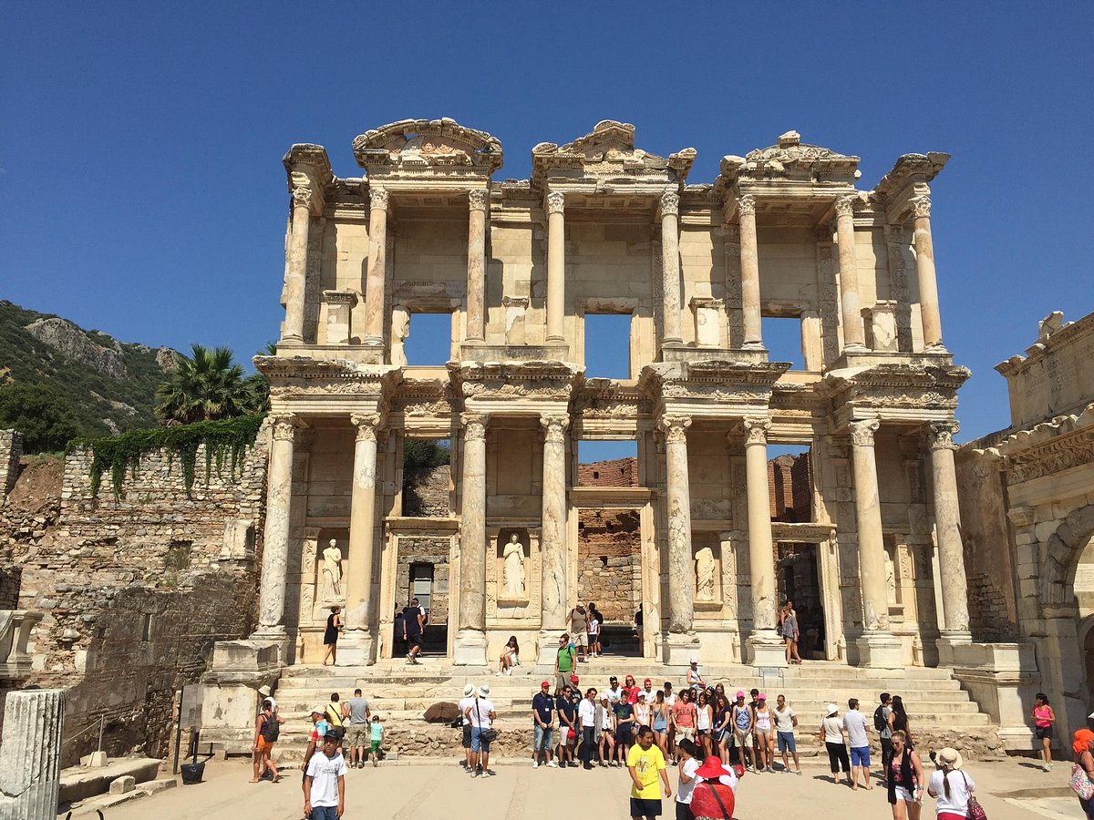 Kusadasi: Small Group Ephesus & Mary’s House Shore Tour
